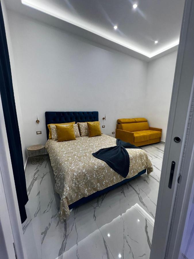 Nanninella Guest House เนเปิลส์ ภายนอก รูปภาพ