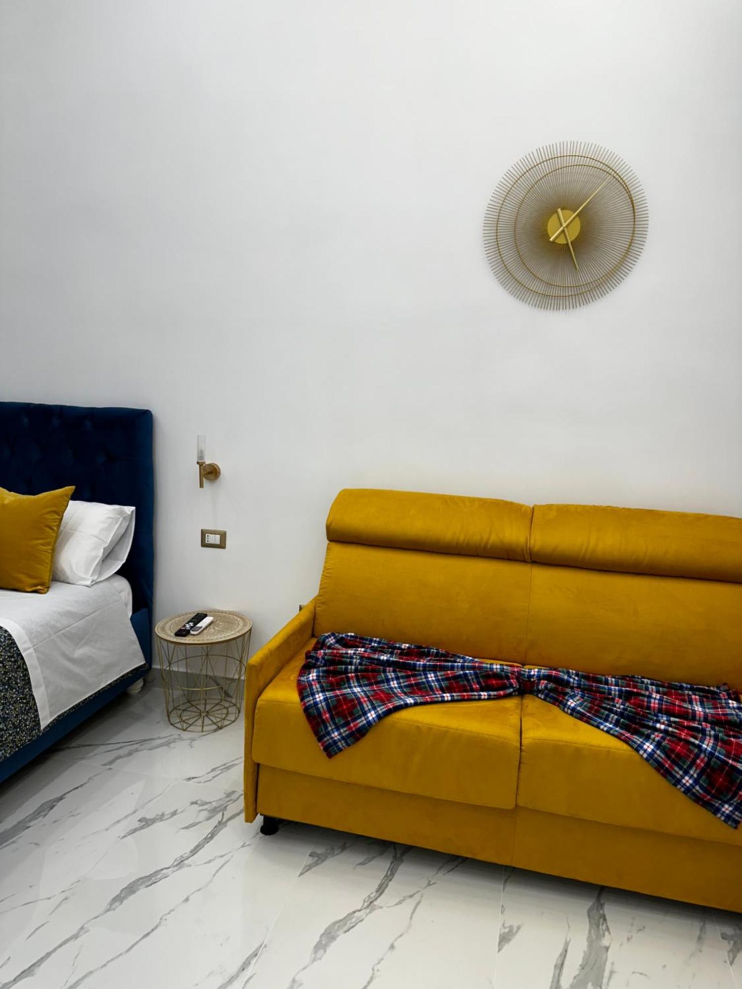 Nanninella Guest House เนเปิลส์ ภายนอก รูปภาพ